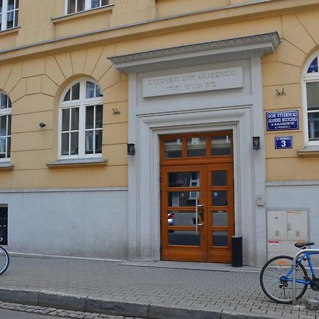 Dom Studencki Akademia Muzyczna Hostel Krakkó Kültér fotó