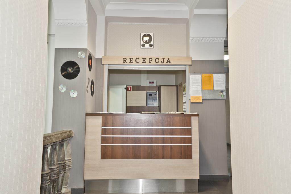 Dom Studencki Akademia Muzyczna Hostel Krakkó Kültér fotó