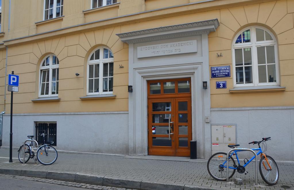Dom Studencki Akademia Muzyczna Hostel Krakkó Kültér fotó
